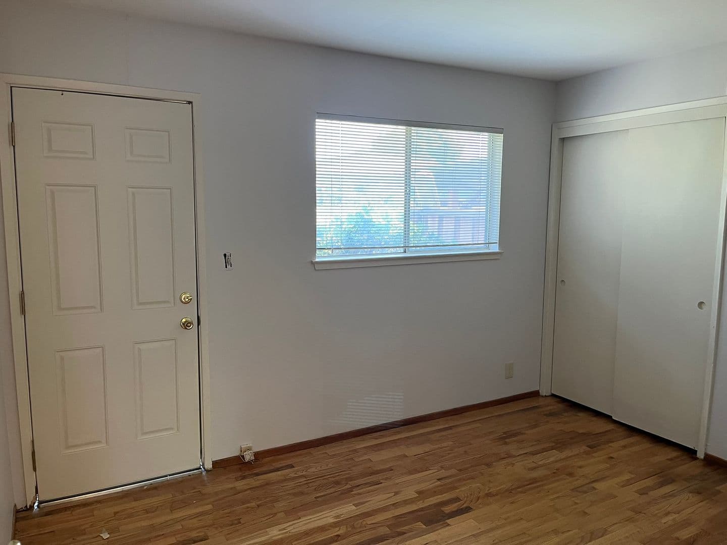 Sunnyvale Apartment: 884/886 San Junipero Drive