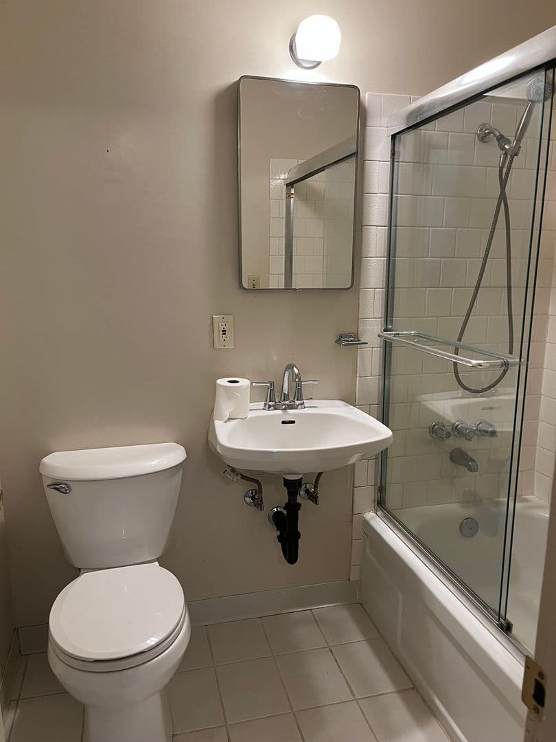 Sunnyvale Apartment: 884/886 San Junipero Drive