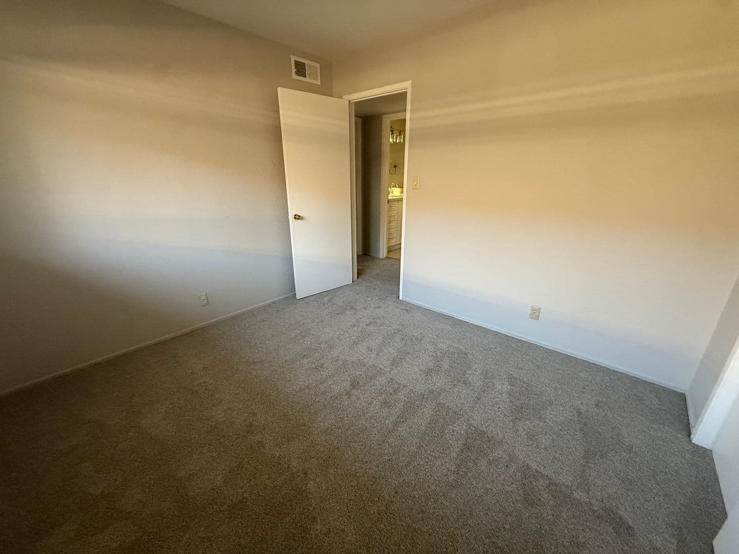 San Jose Apartment: 1491&1493 Merry Lane