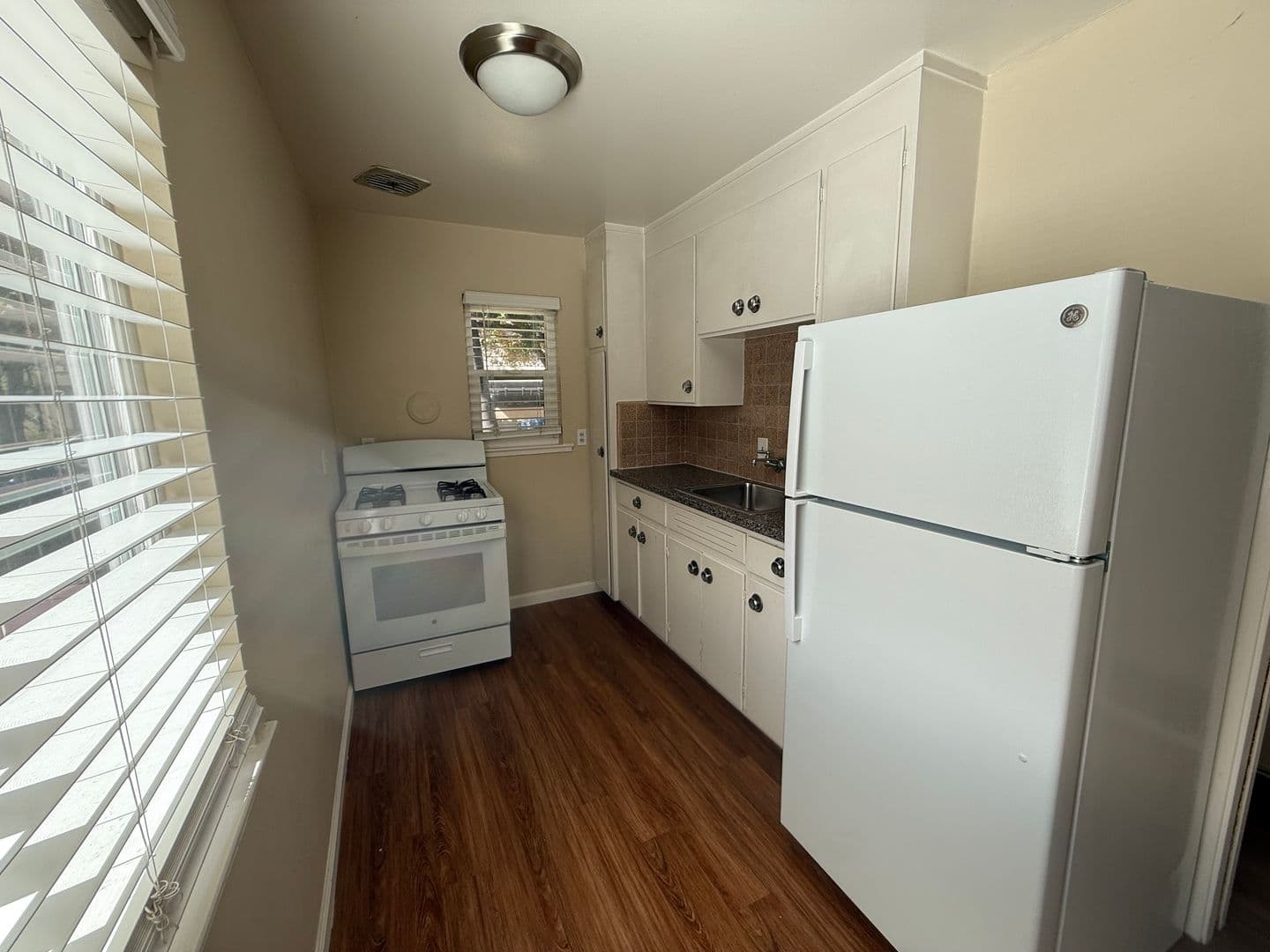 San Jose Apartment: 846 Emory Street
