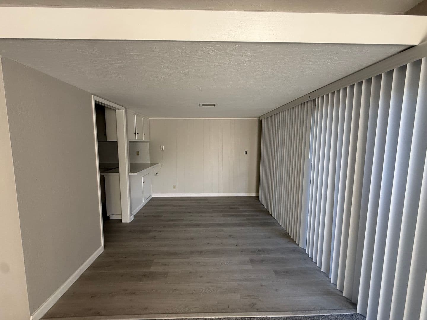San Jose Apartment: 1491&1493 Merry Lane