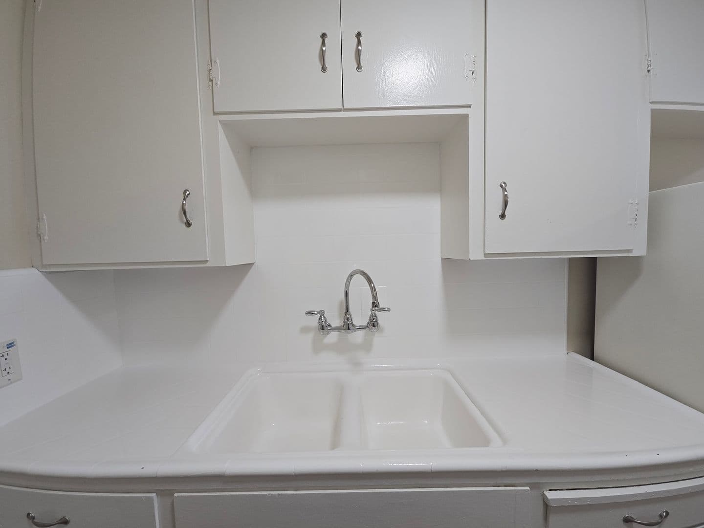 San Jose Apartment: 2890 Almaden Expressway