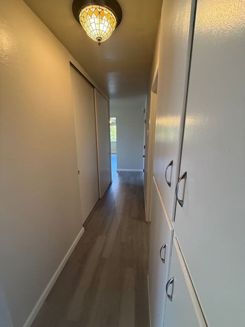 Santa Clara Apartment: 1150/1152 White Drive