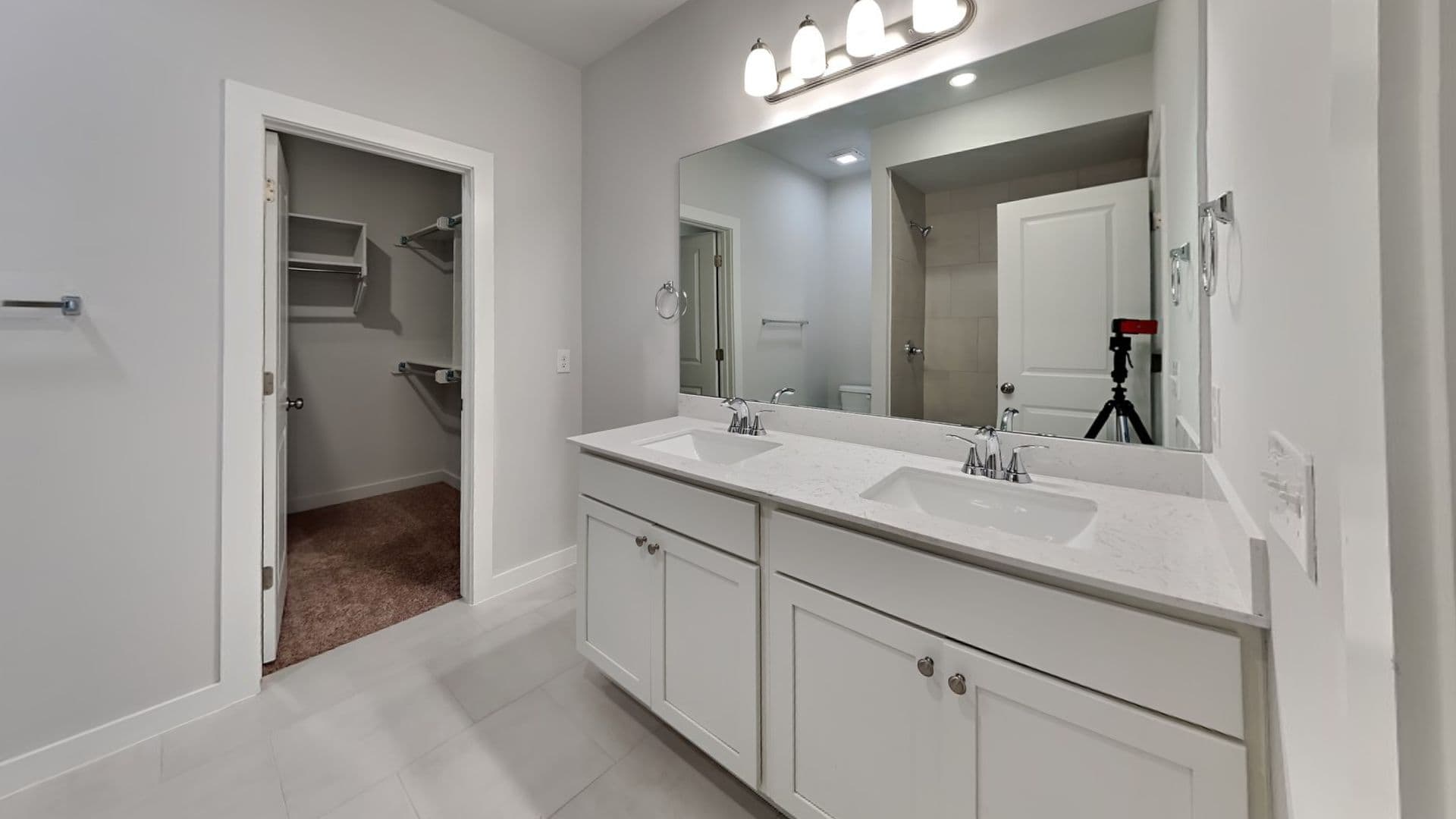 Newalla House: 17460 Lantana Loop