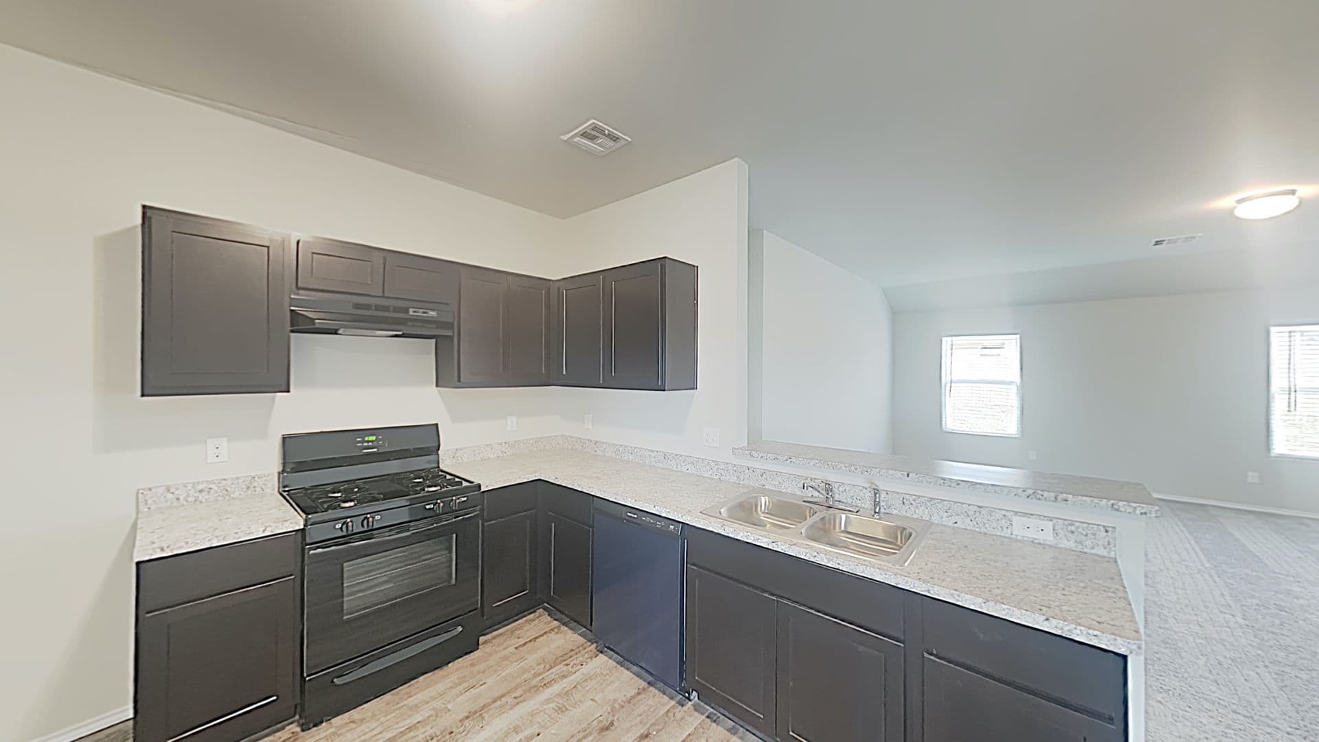 Mustang House: 2009 W Antler Way