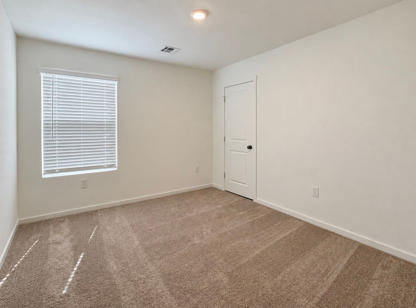 Piedmont House: 16313 Maroon Drive
