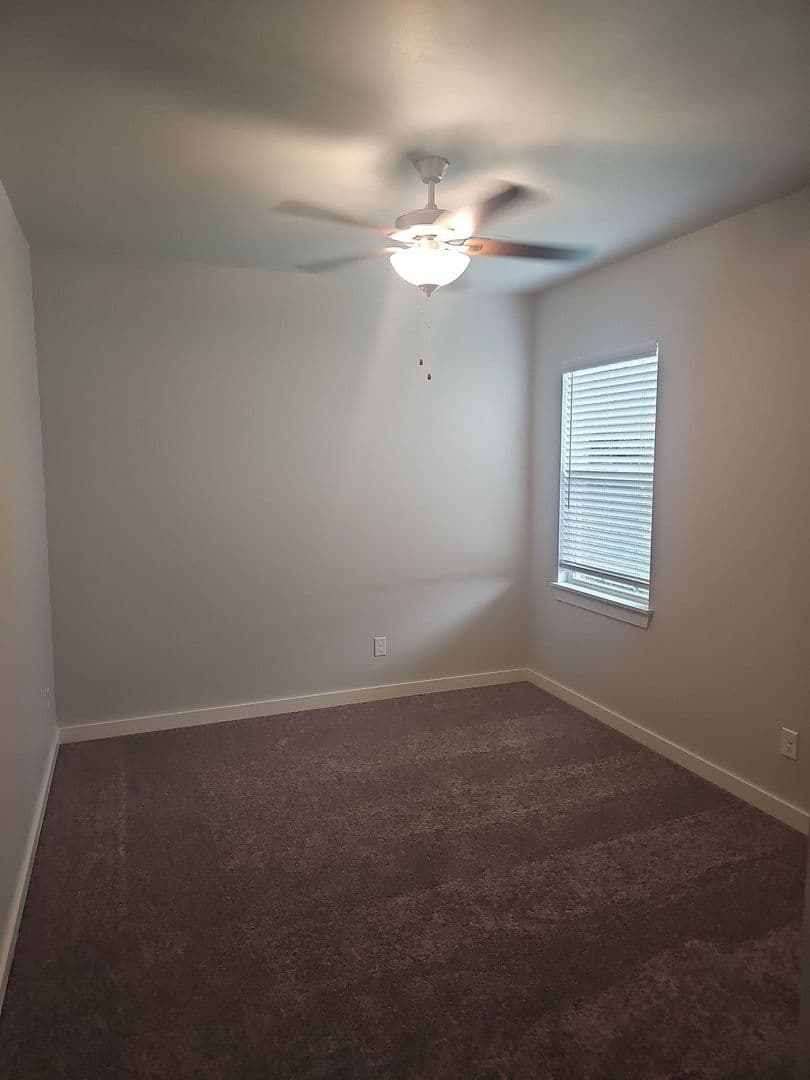 Guthrie House: 11751 Sweeping Lane