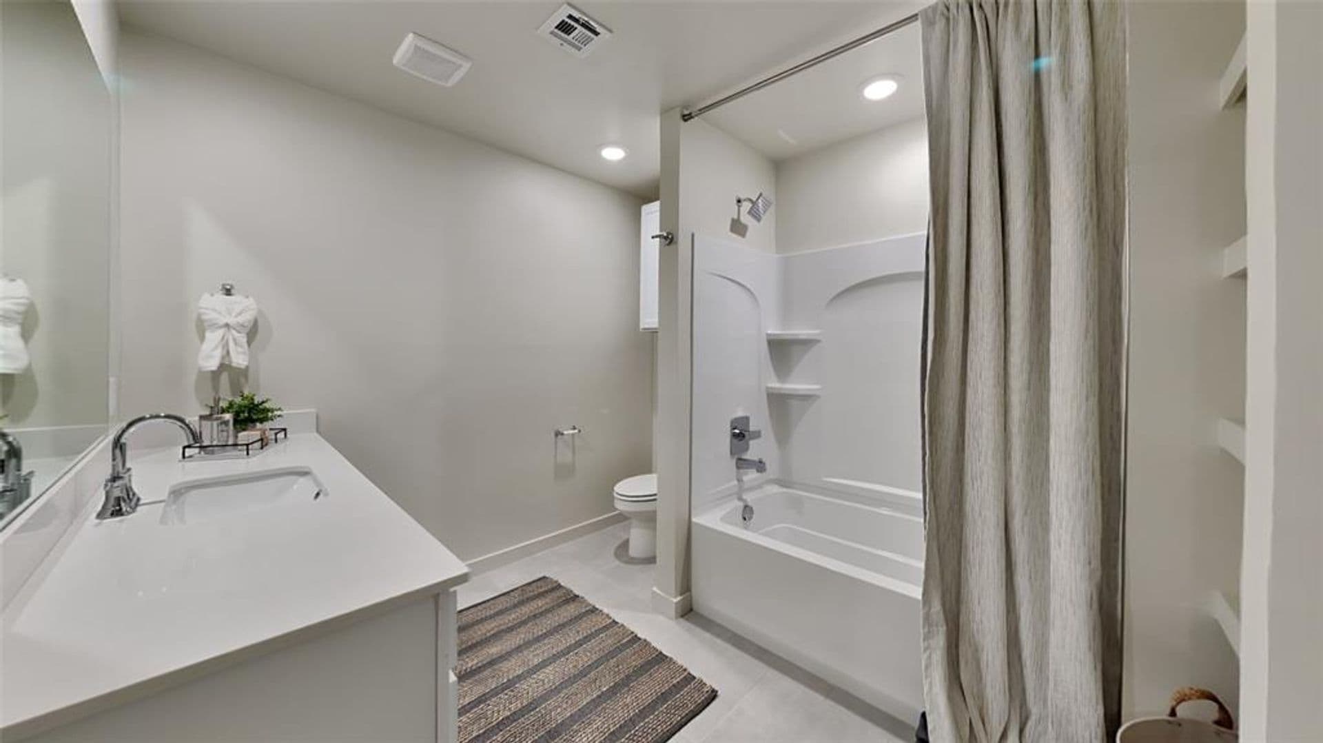 Oklahoma City House: 8905 NW 109th Lane