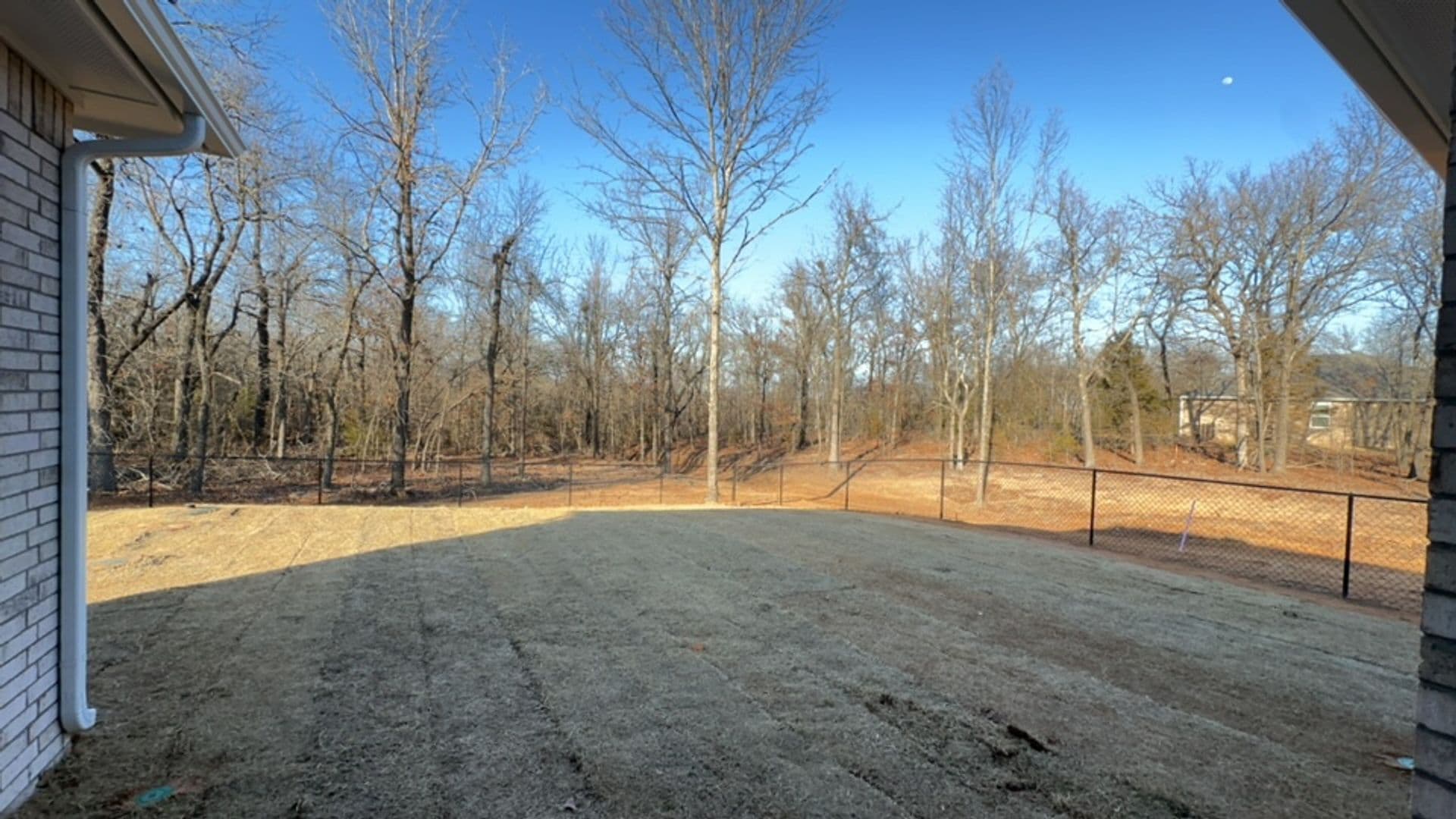 Newalla House: 16951 Buck Circle
