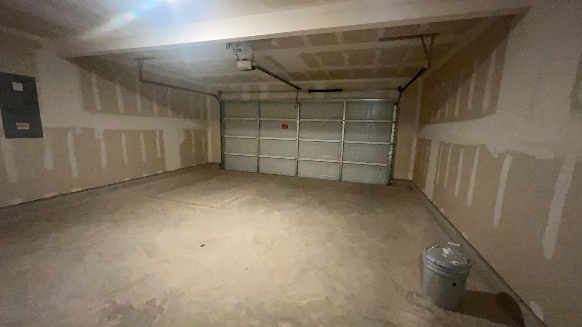 Edmond House: 20501 Velvet Street