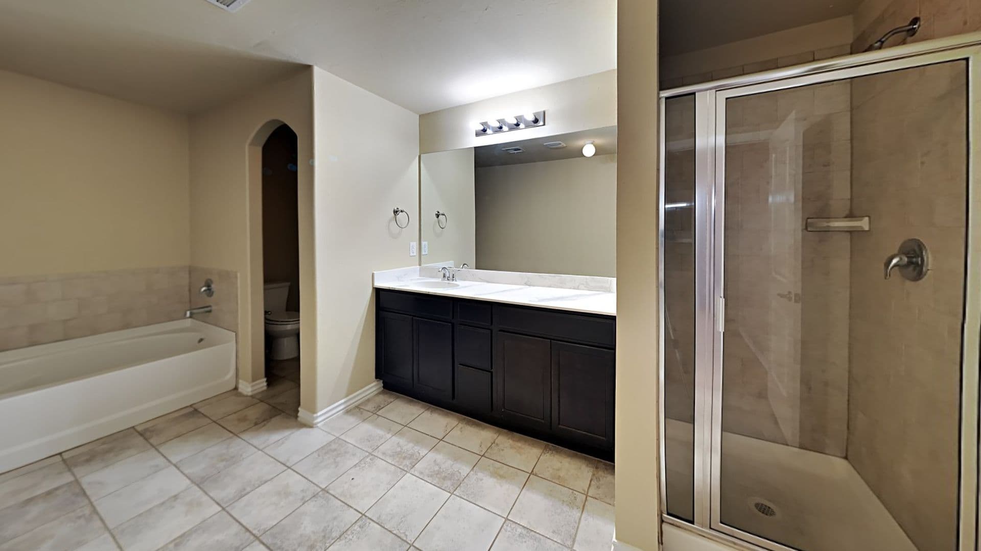 Yukon House: 2501 Ressie Lane