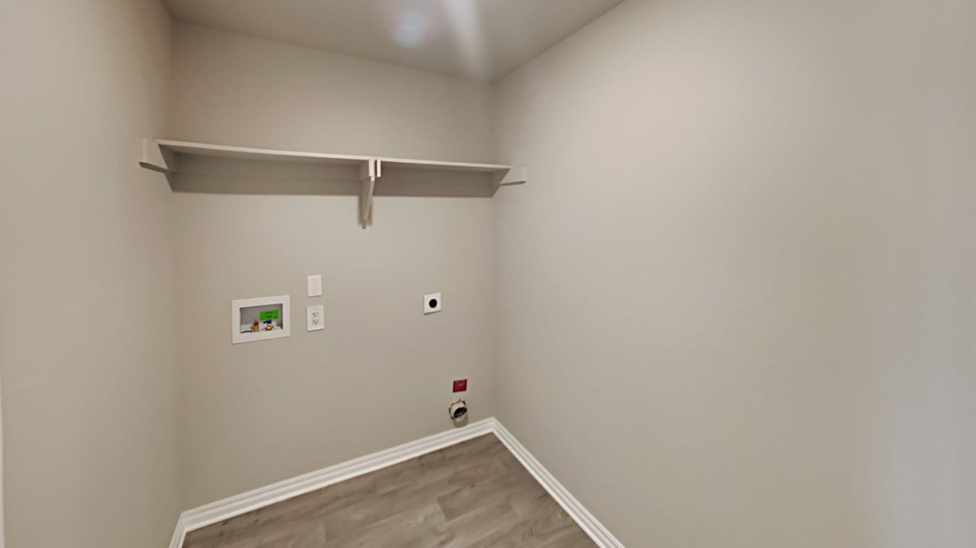 Mustang House: 4312 Colt Drive