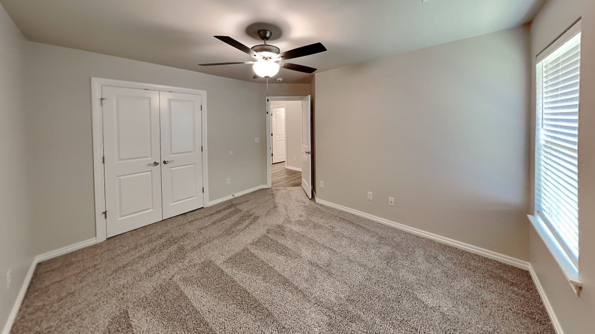 Edmond House: 18801 Grove Parkway