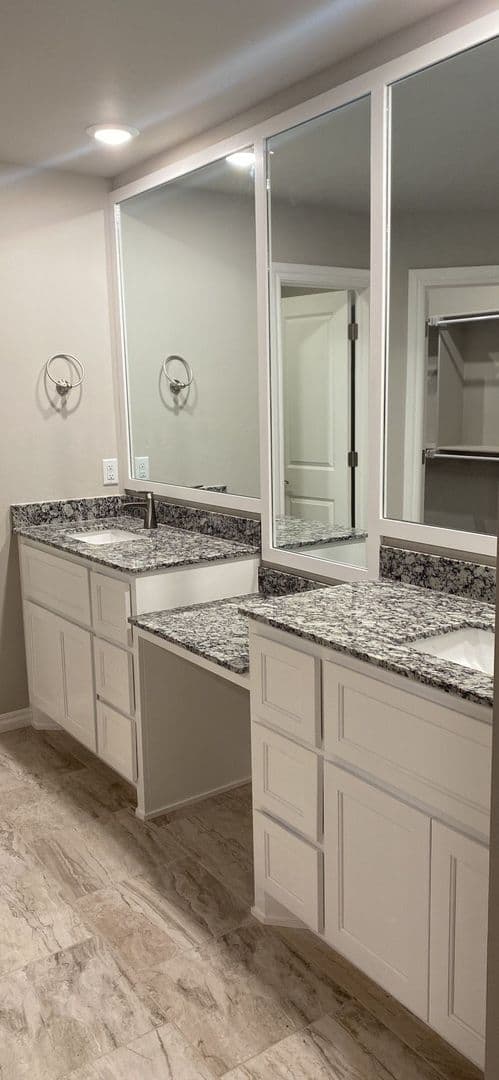 Edmond House: 5201 Skylar Rae Road
