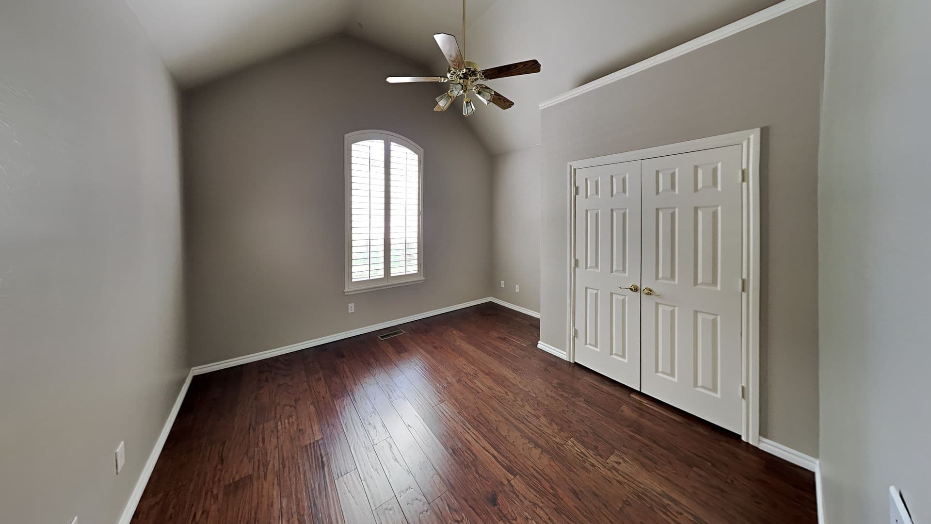 Edmond House: 741 Fox Bend Trail