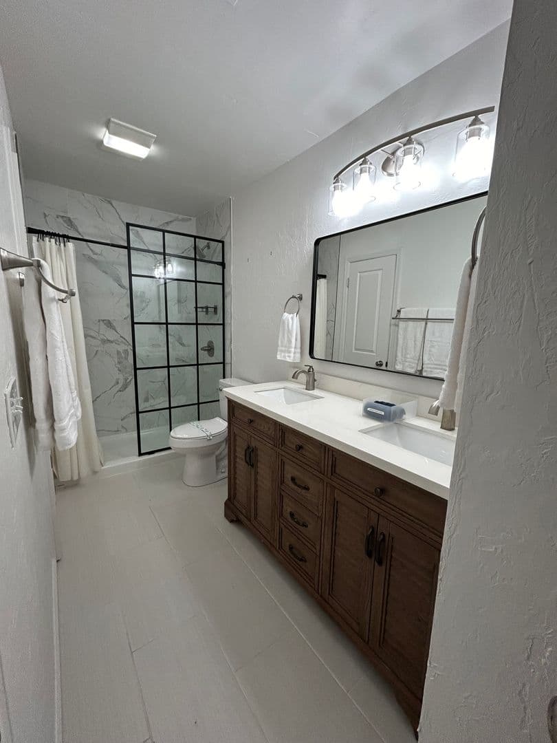 Edmond House: 529 NW 137th Street