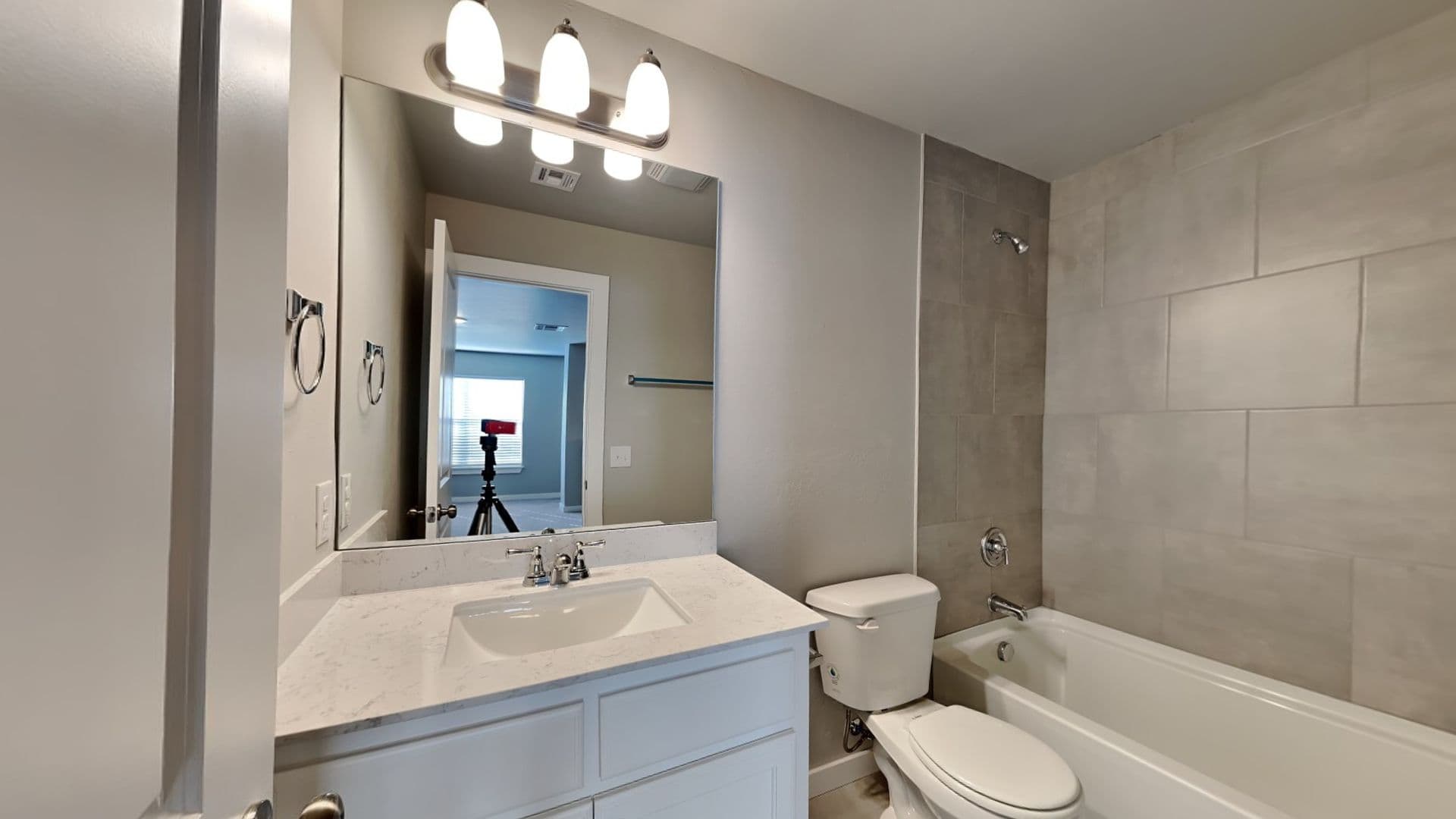 Newalla House: 17200 SE 164th Street