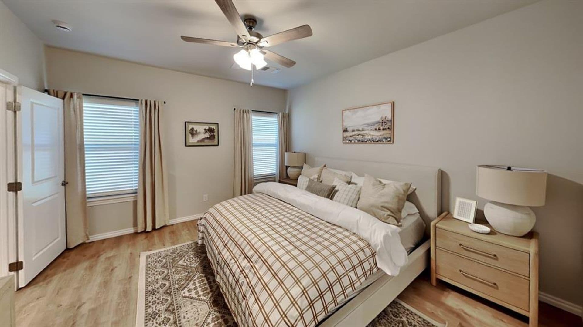 Warr Acres House: 7020 Labelle Drive