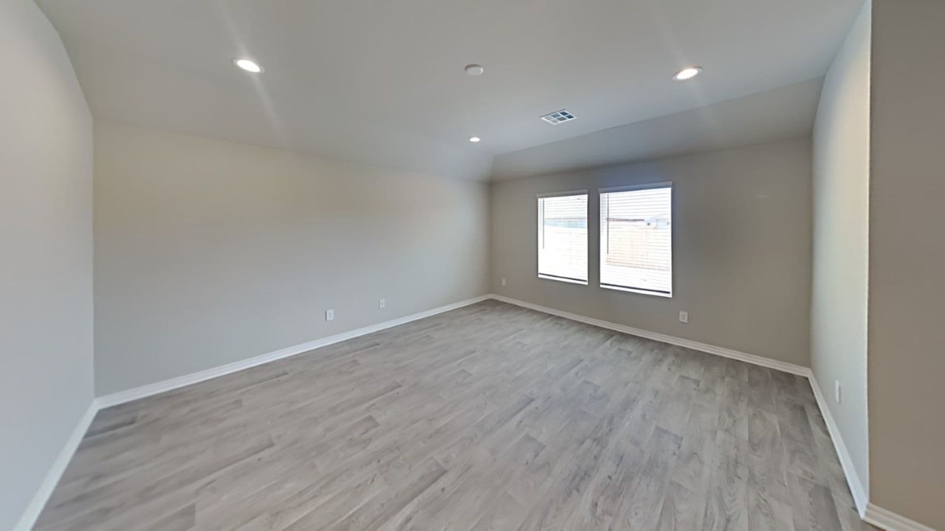 Mustang House: 4312 Colt Drive