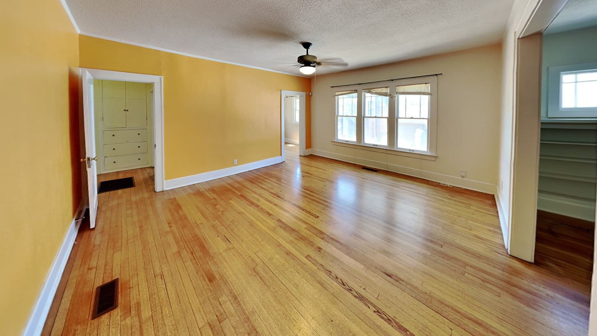 Oklahoma City House: 204 NW 22nd Street