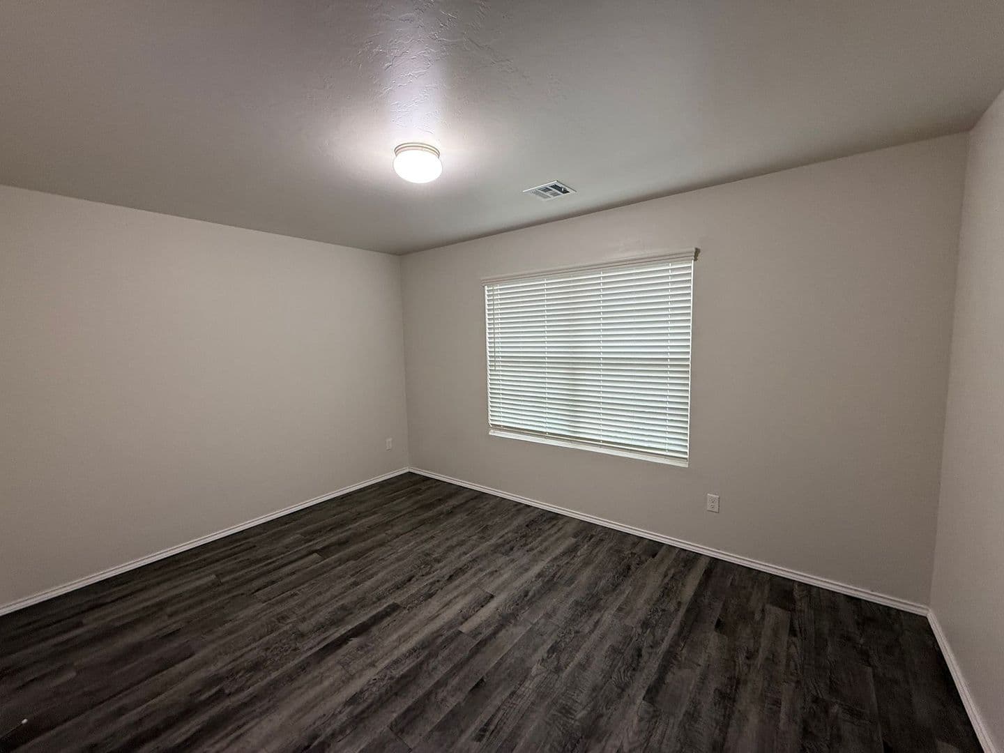 Mustang House: 1017 N Pheasant Way