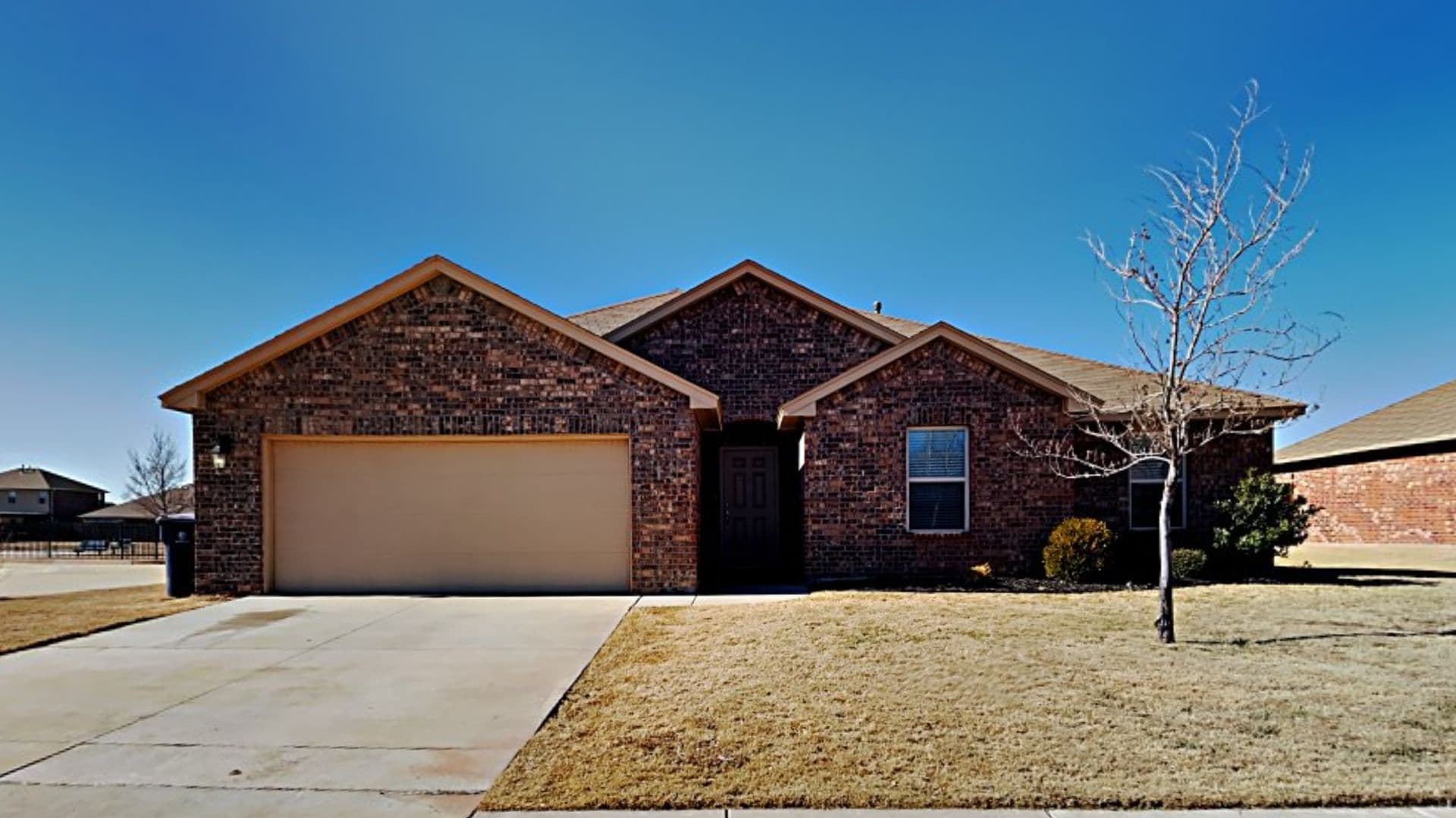 Yukon House: 2501 Ressie Lane