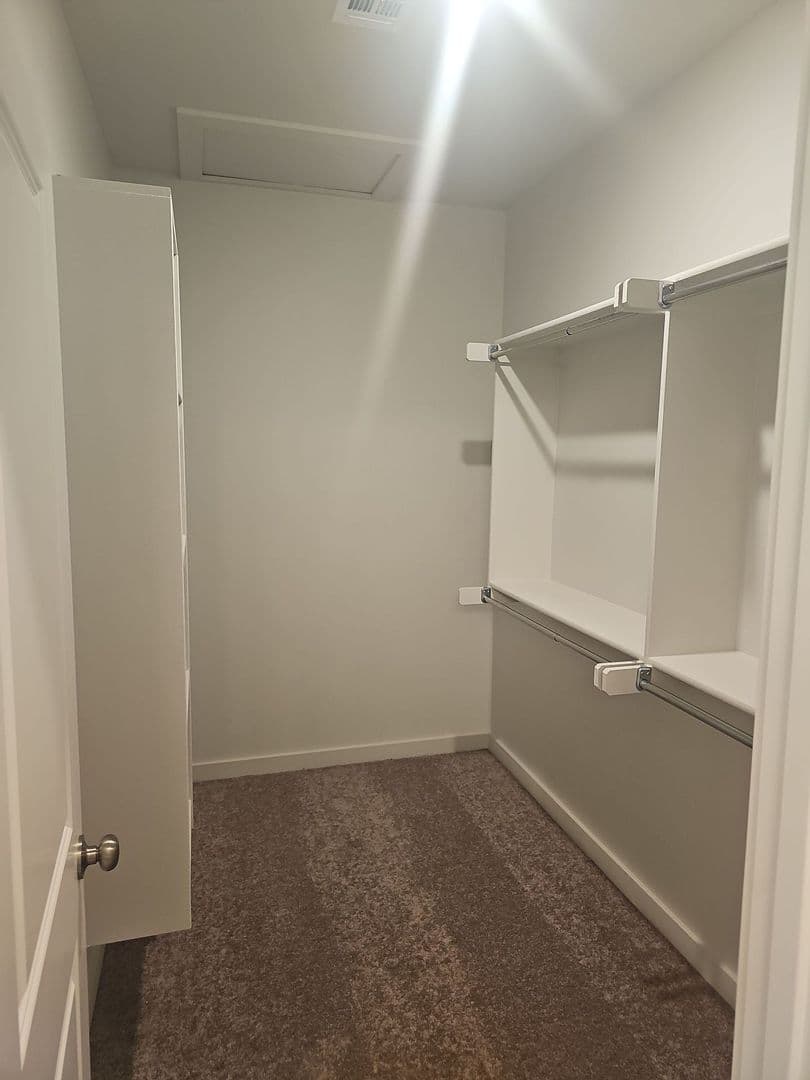 Guthrie House: 11751 Sweeping Lane