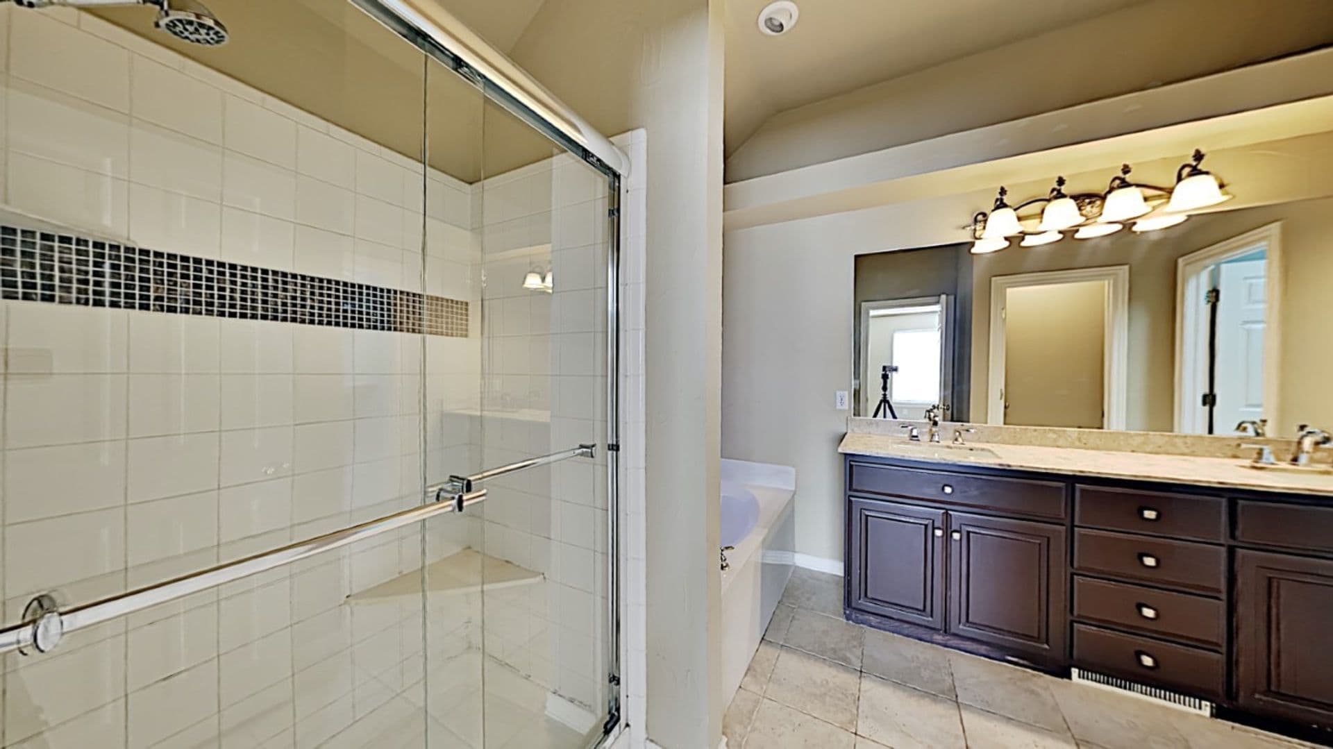 Oklahoma City House: 6808 Sandlewood Drive