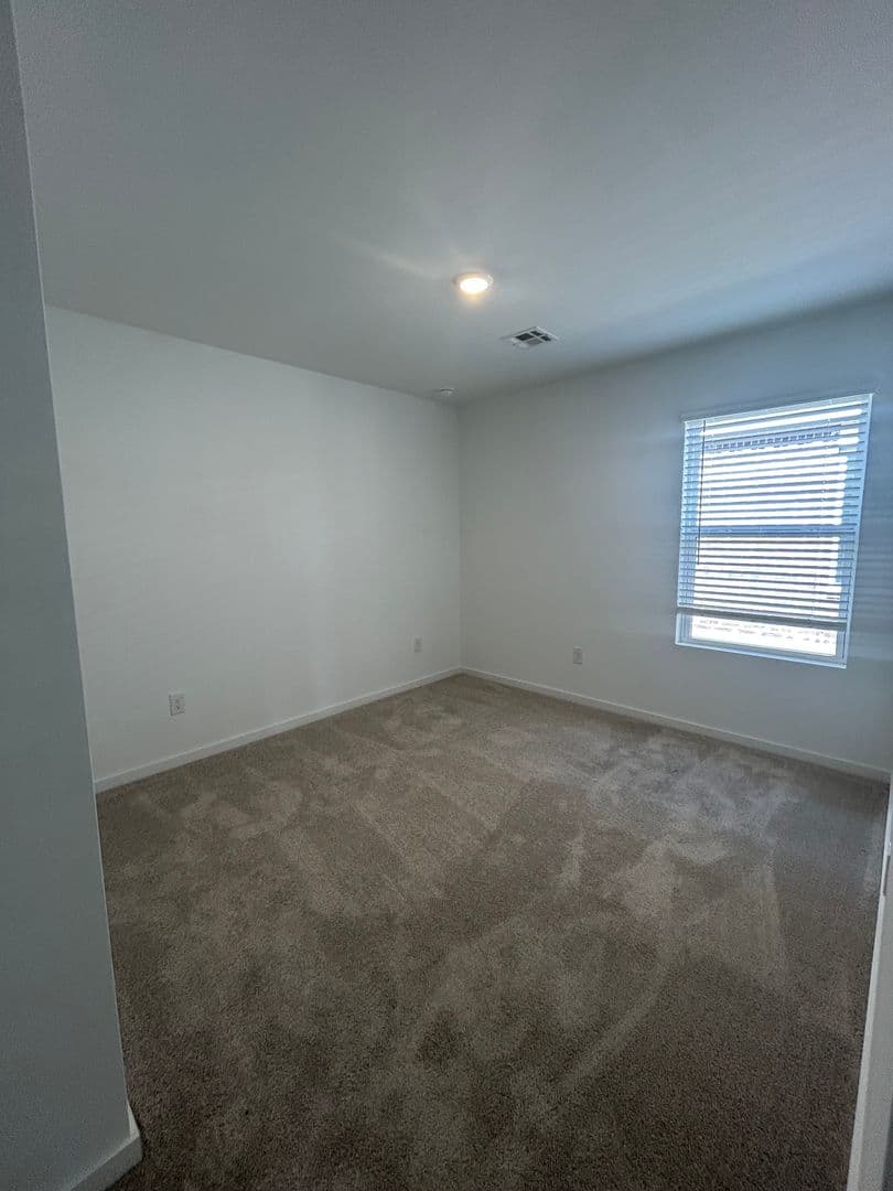 Edmond House: 20501 Velvet Street