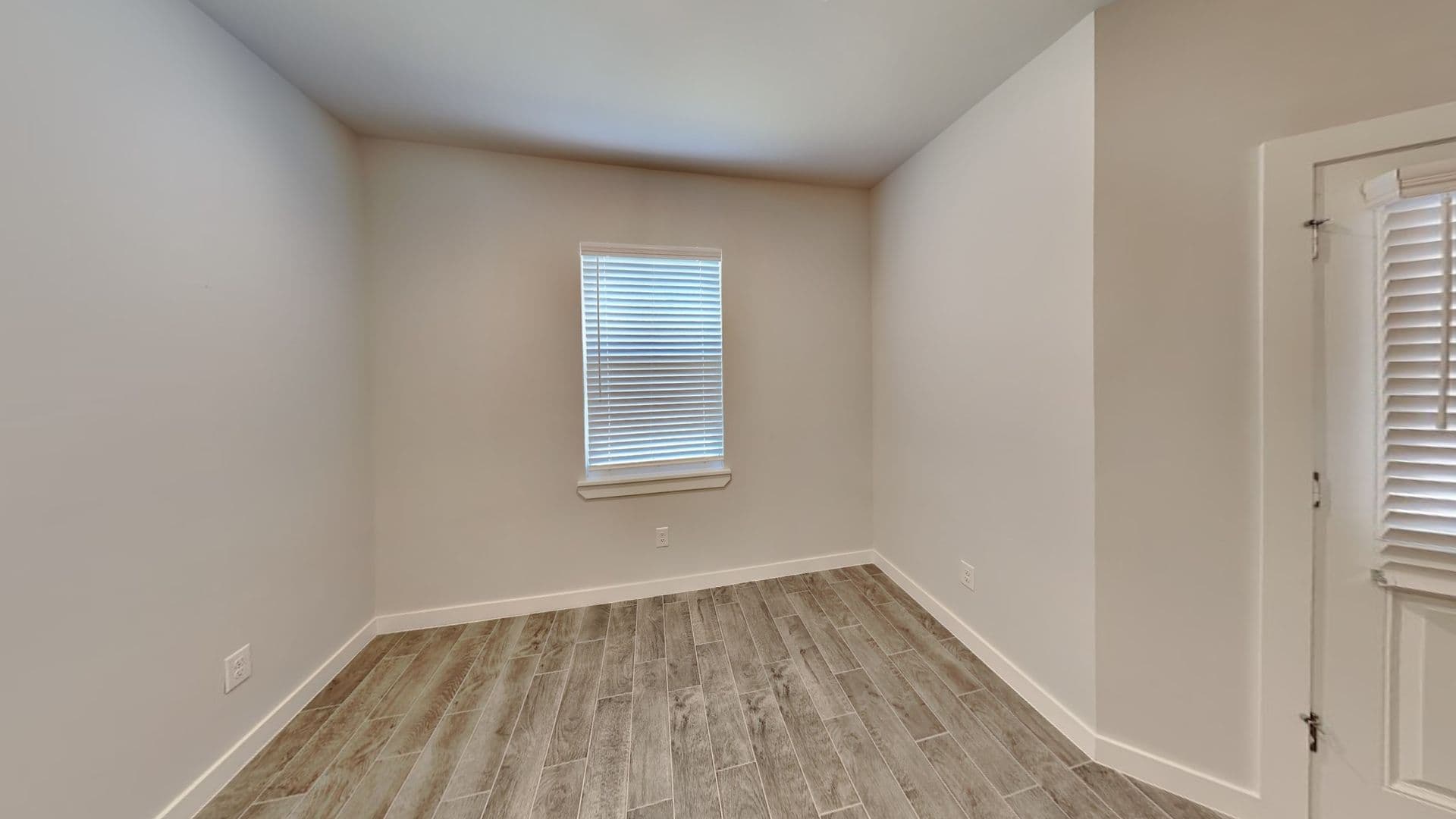 Newalla House: 17460 Lantana Loop