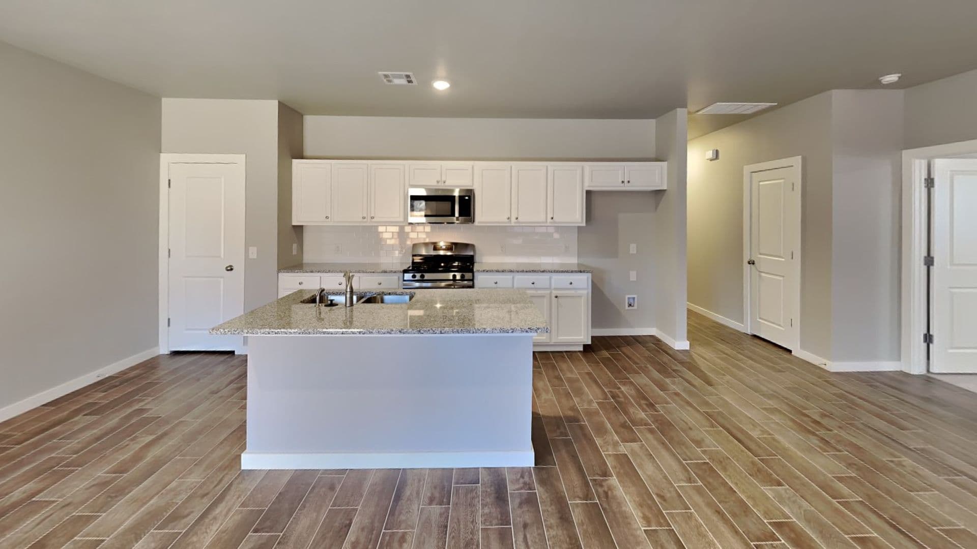 Newalla House: 17200 SE 164th Street