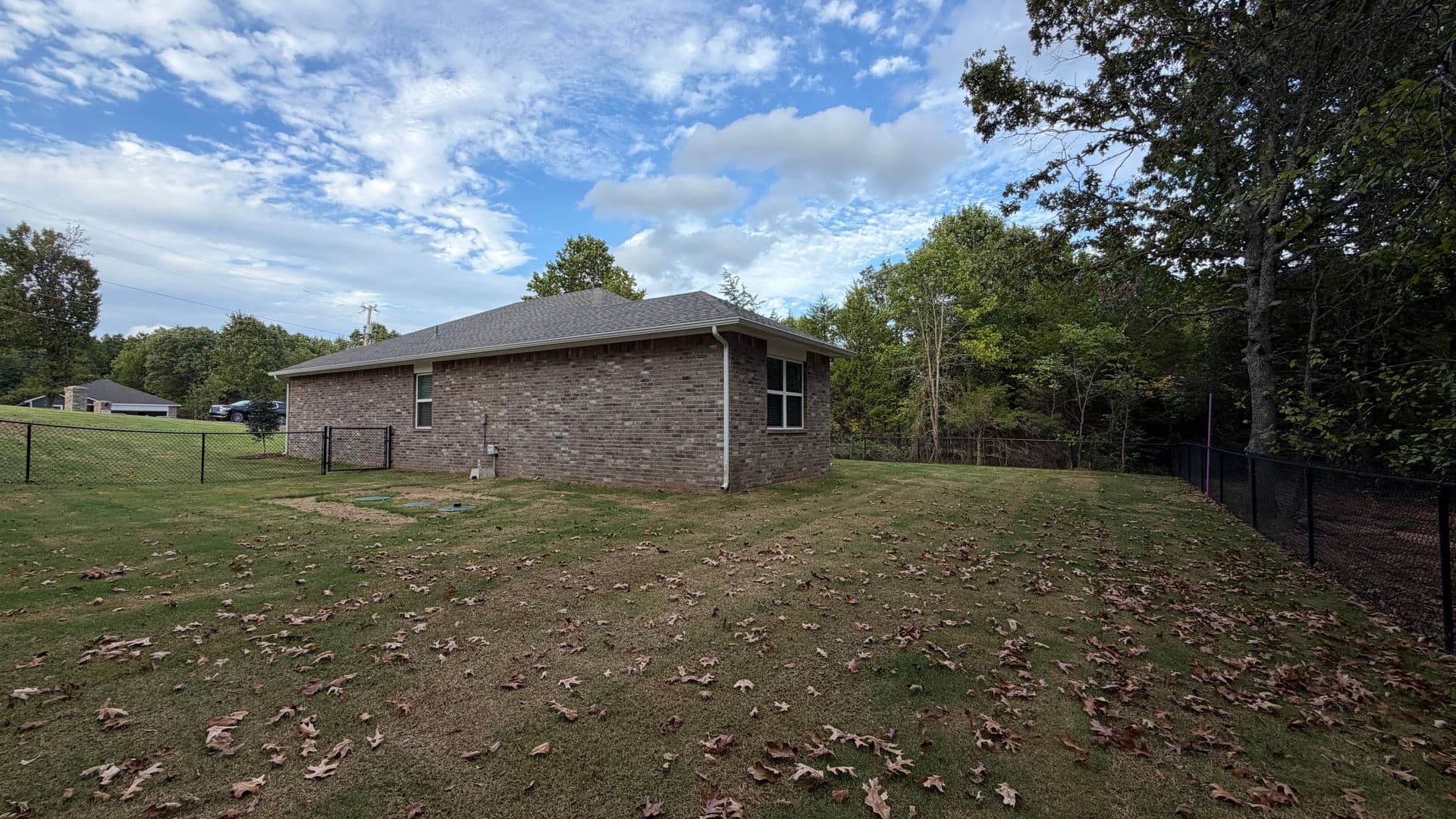 Newalla House: 17460 Lantana Loop