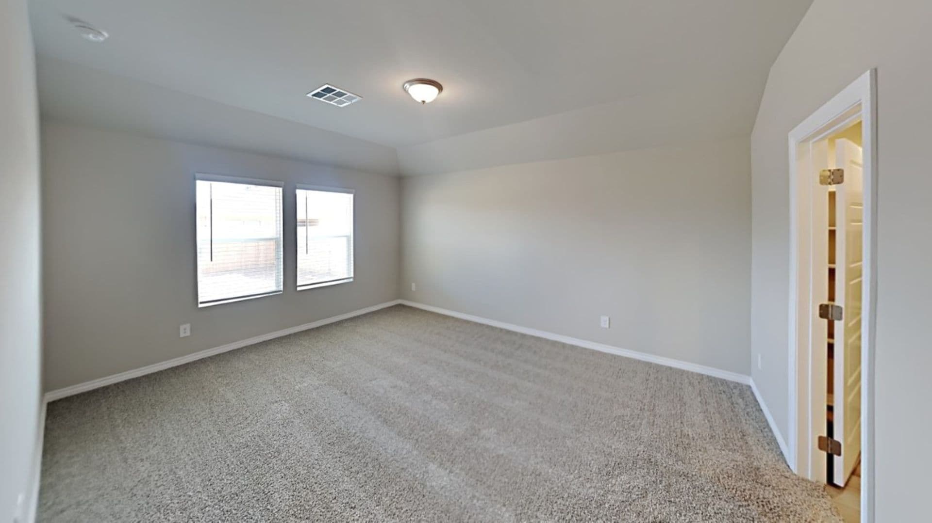 Mustang House: 4312 Colt Drive