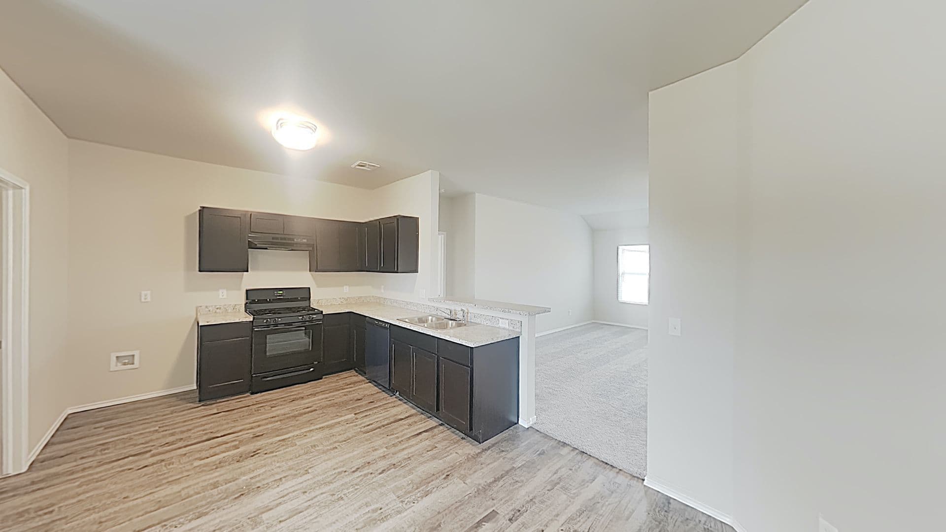 Mustang House: 2009 W Antler Way