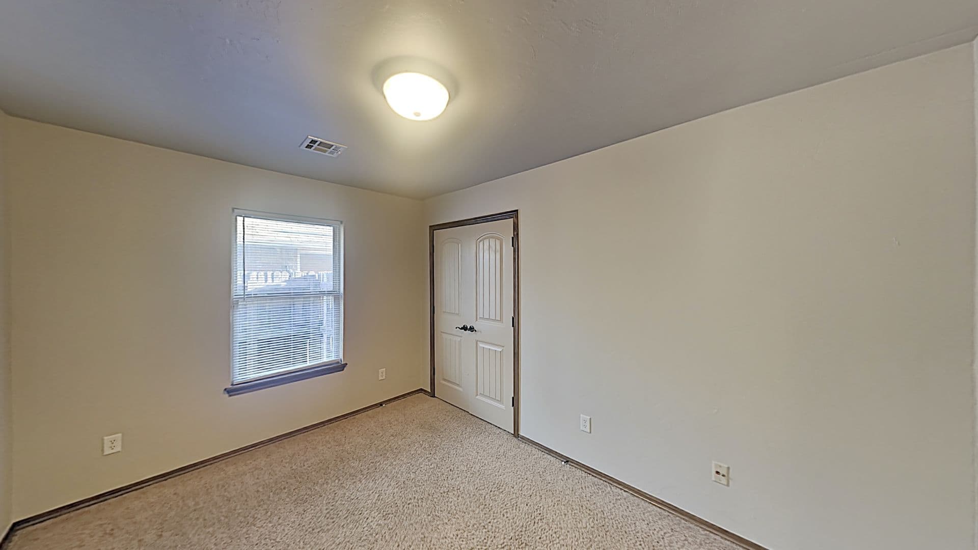 Yukon House: 3204 Sahoma Trail