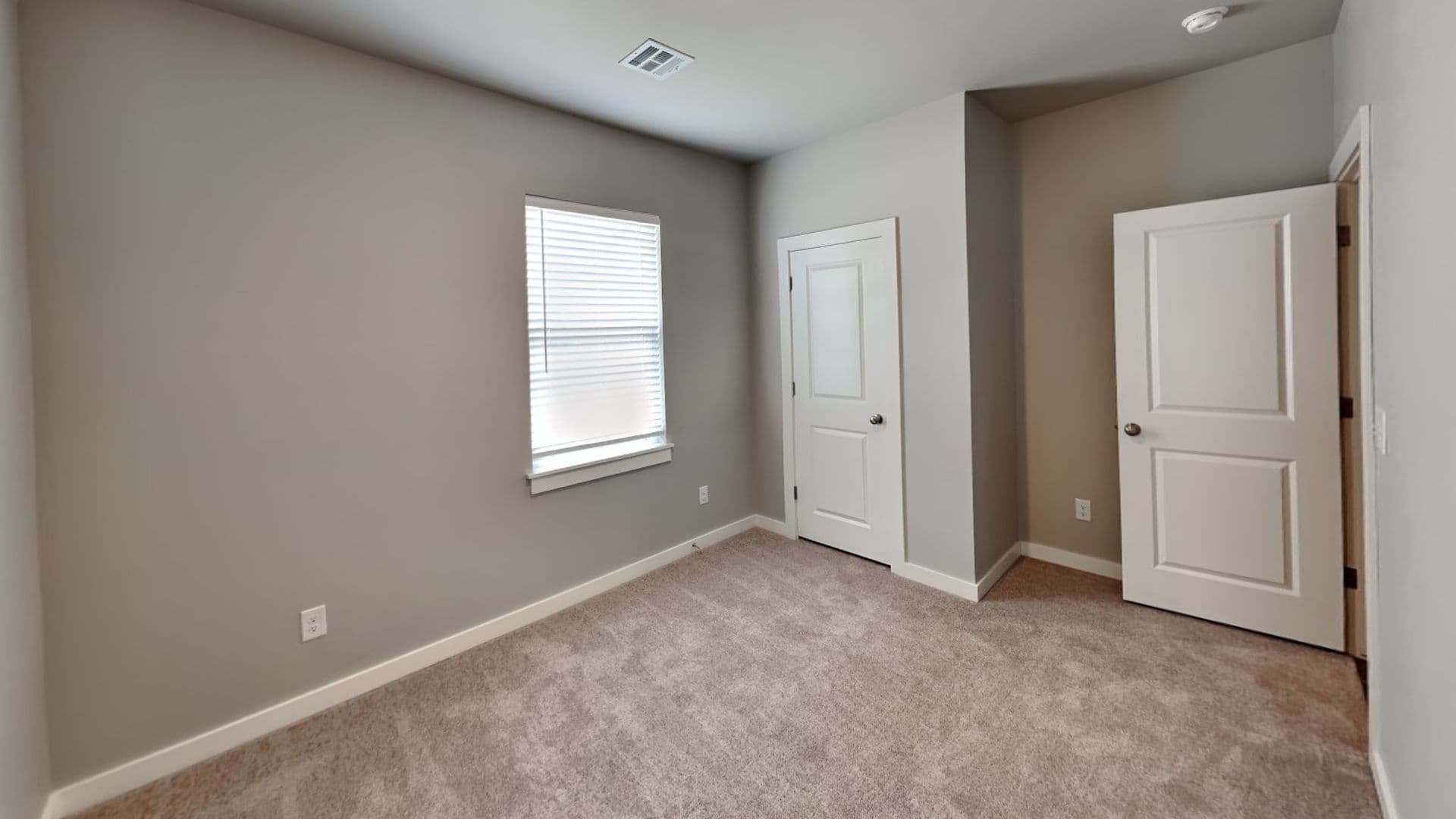 Newalla House: 17860 Lantana Loop