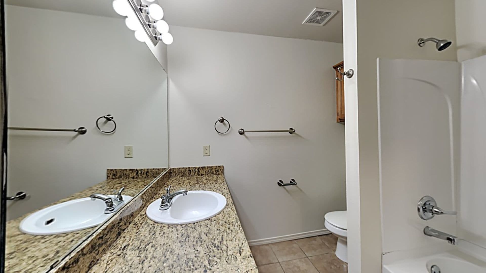 Yukon House: 3605 Galatian Way