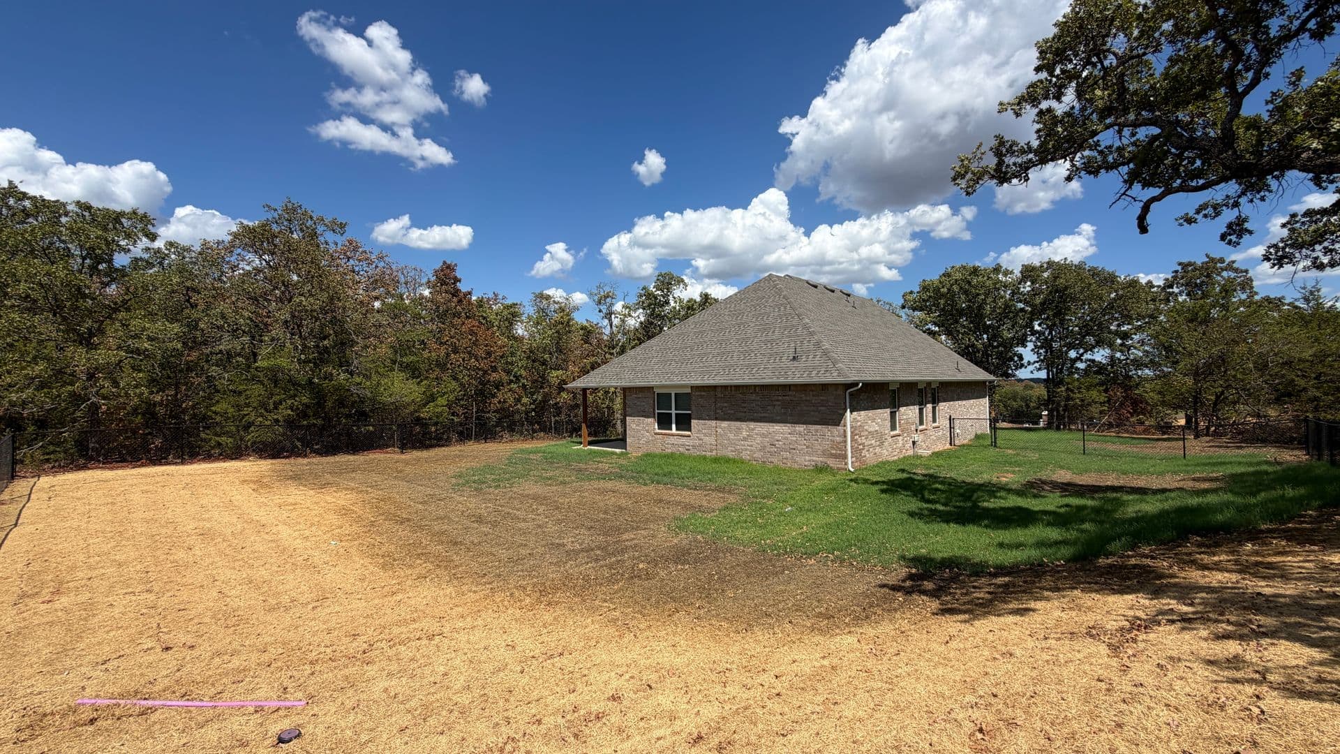 Newalla House: 17601 Blackhawk Court