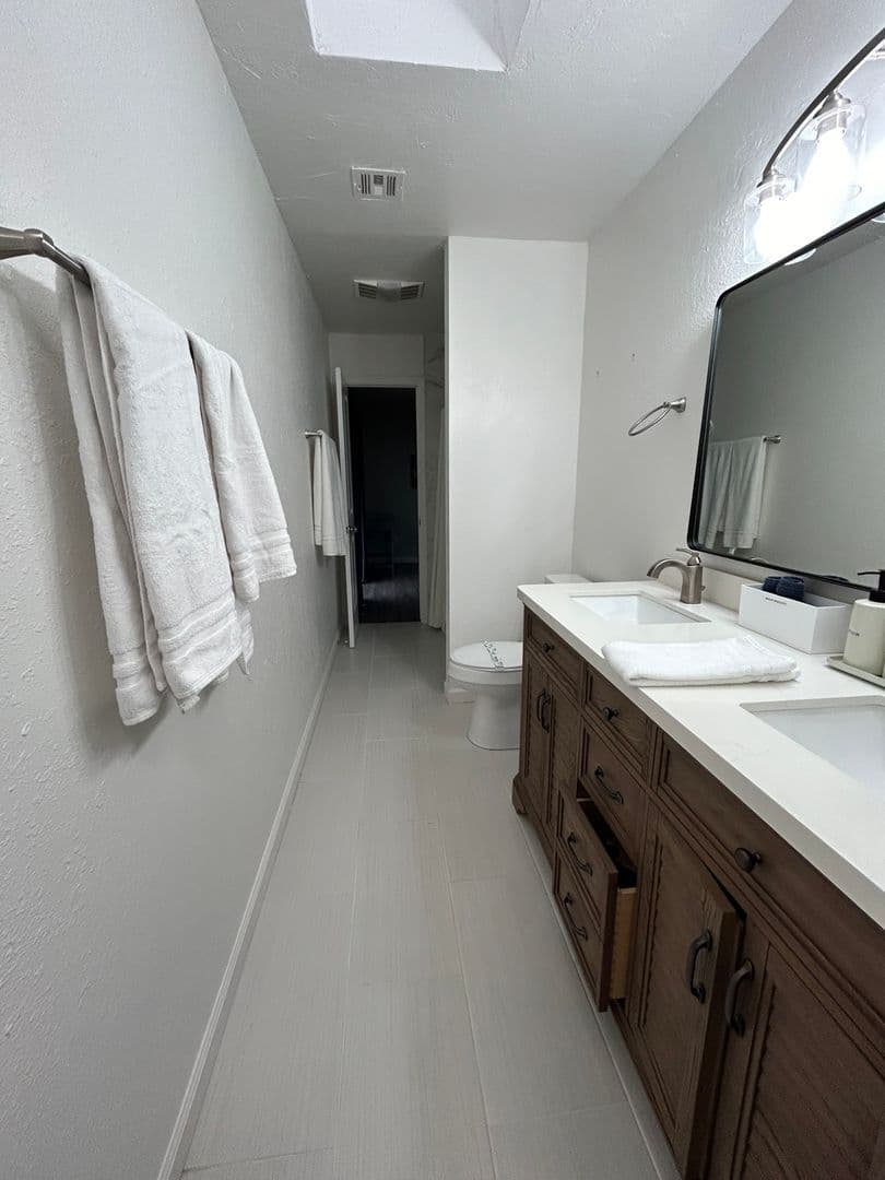 Edmond House: 529 NW 137th Street