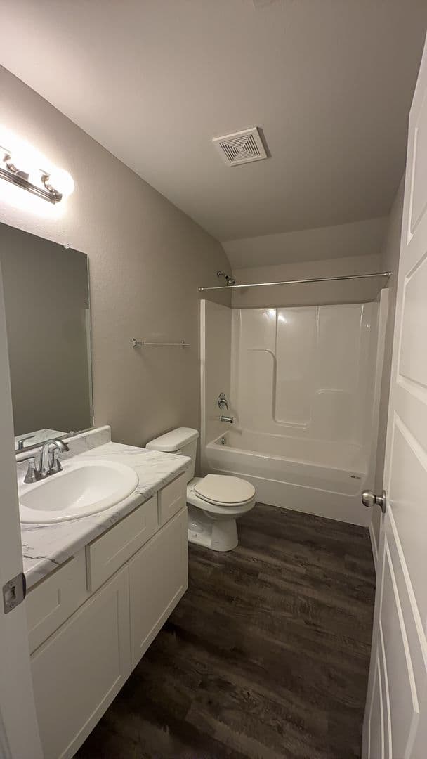 Glenpool House: 13990 S Lansing Ave E.