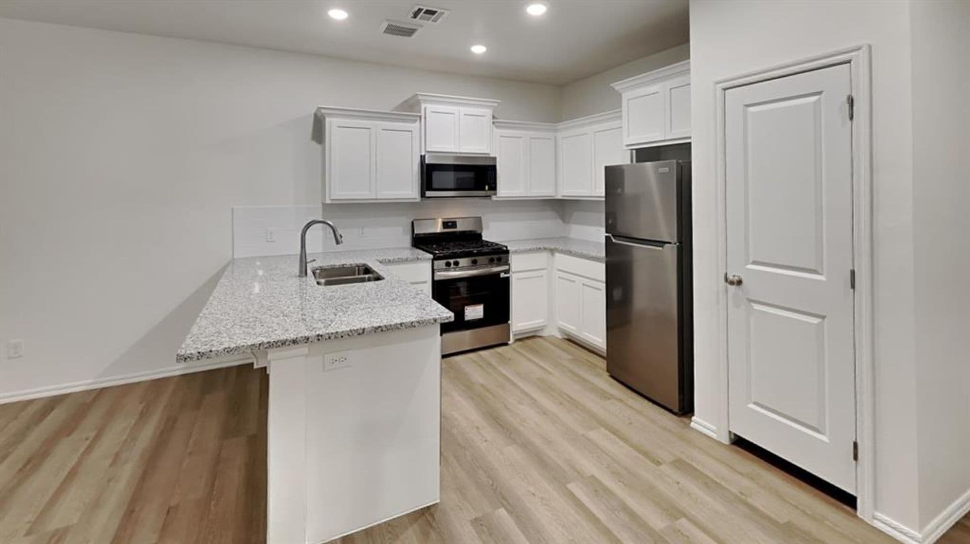 Yukon House: 10622 SW 16th Terrace