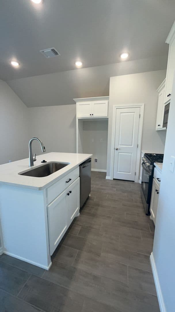 Edmond House: 2229 NW 170th Street