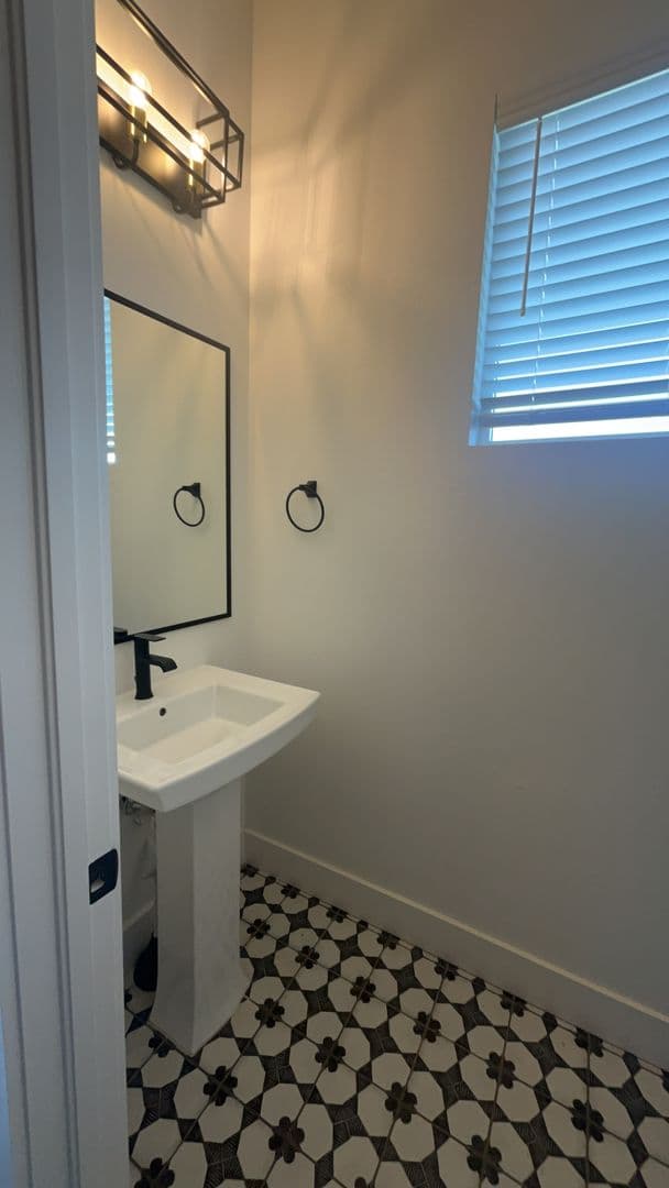 Oklahoma City House: 2520 NW 132nd Place