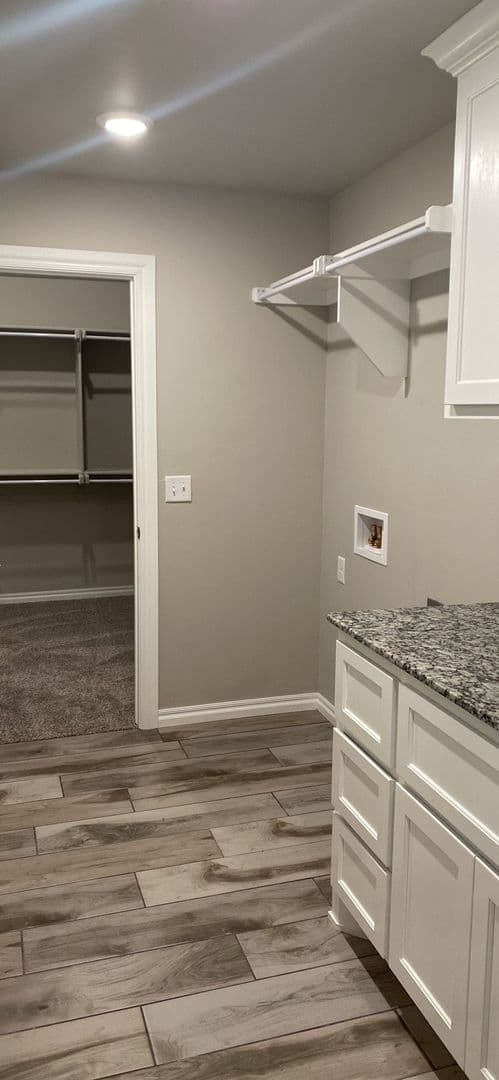 Edmond House: 5201 Skylar Rae Road