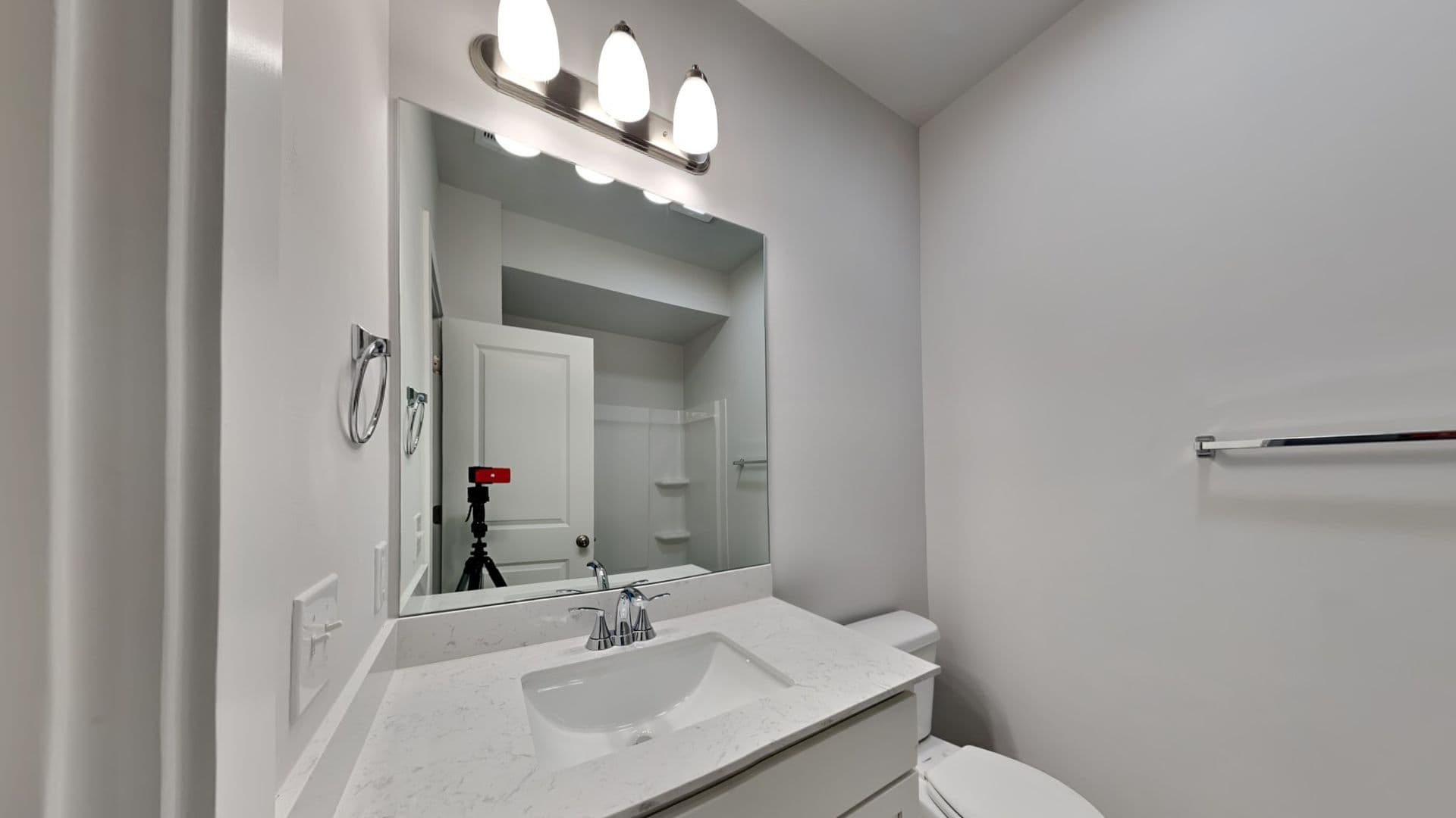 Newalla House: 17460 Lantana Loop