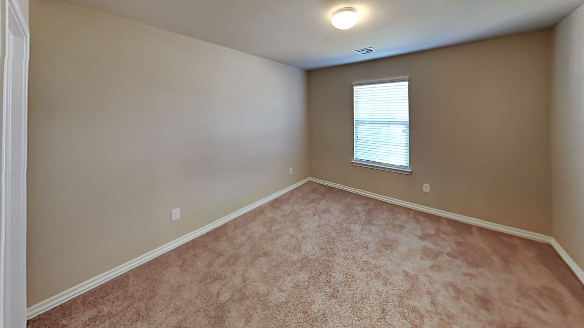 Yukon House: 2501 Ressie Lane