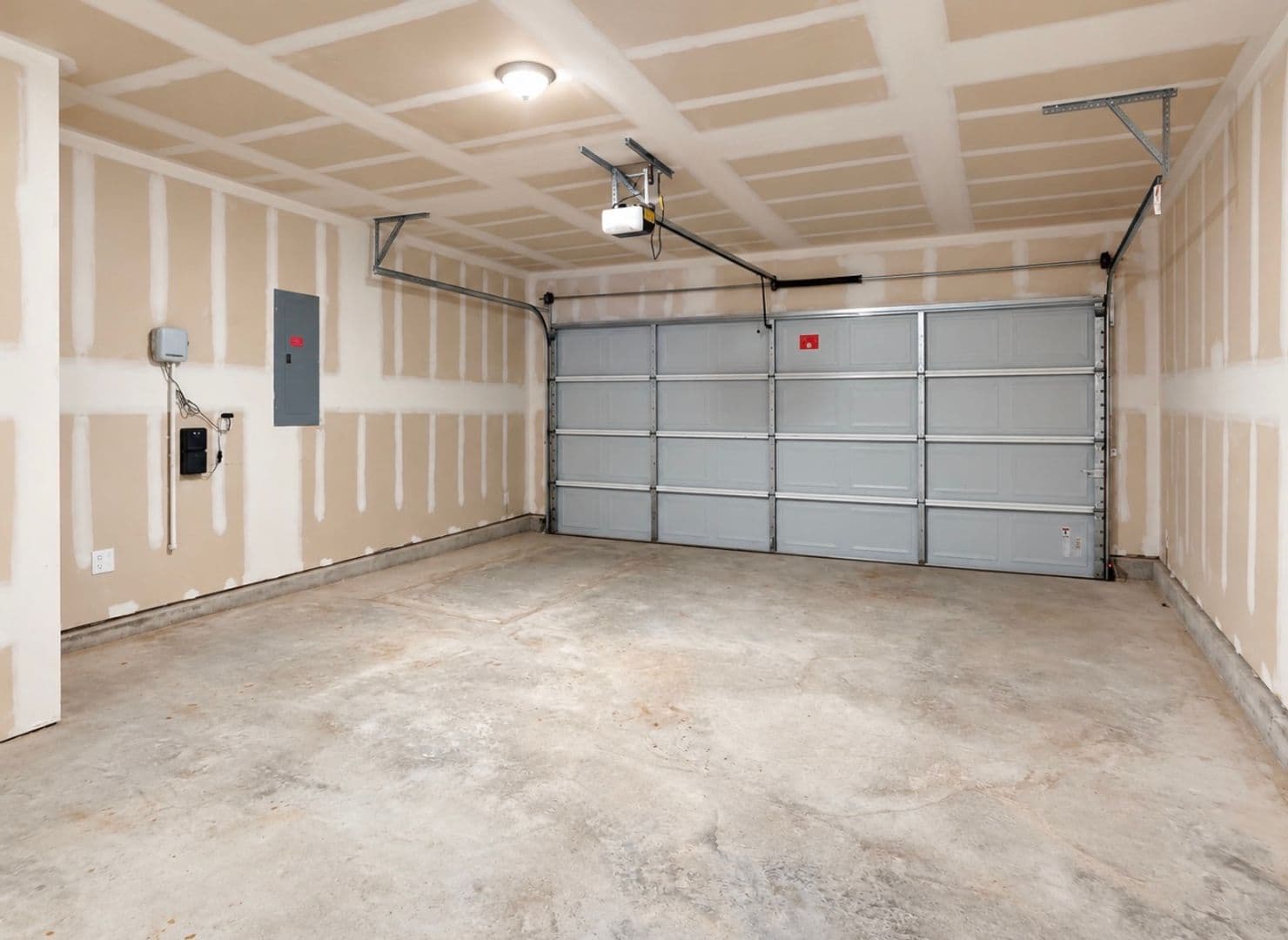 Yukon House: 12508 Spruce Knob Lane