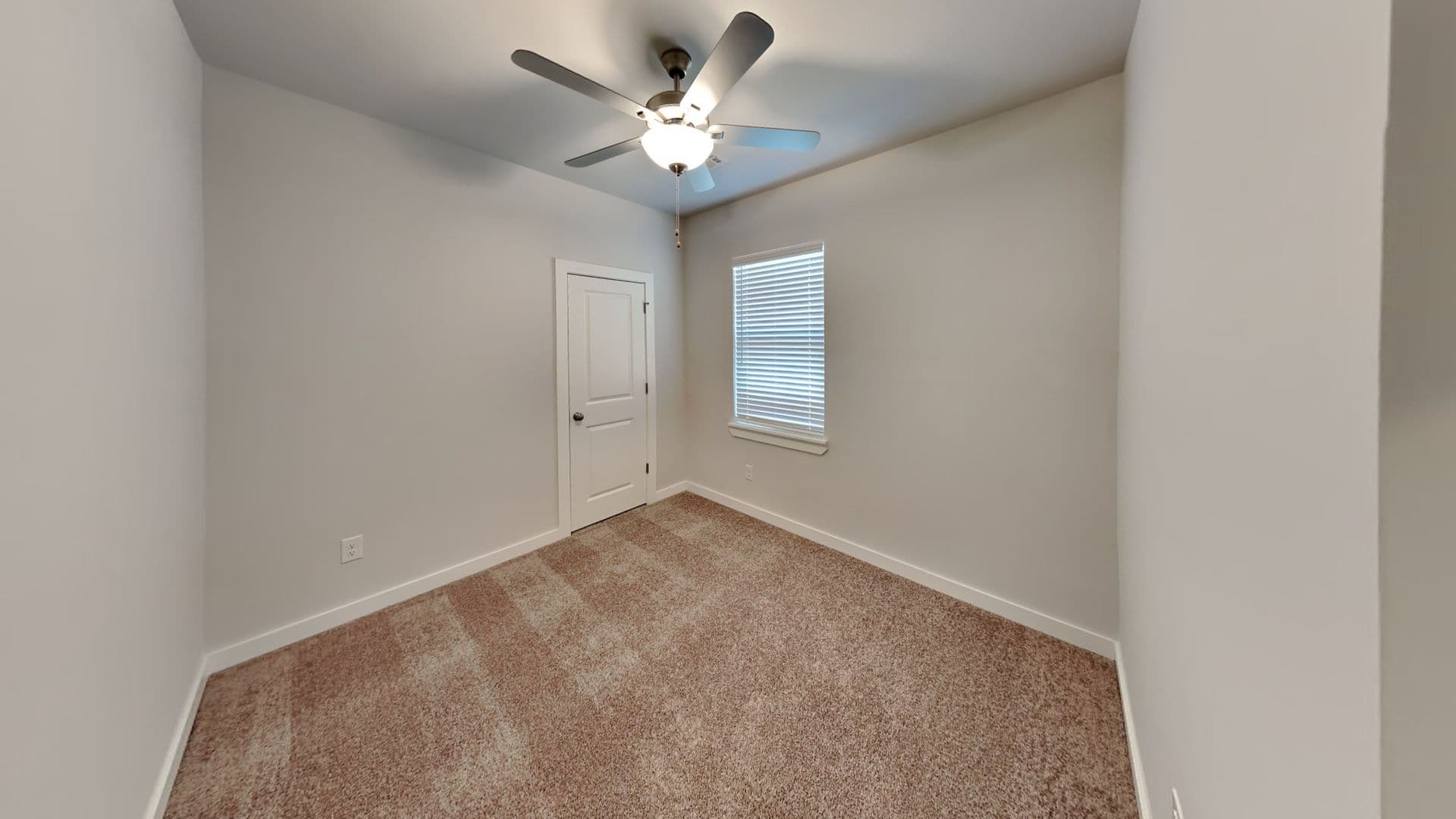 Newalla House: 17460 Lantana Loop