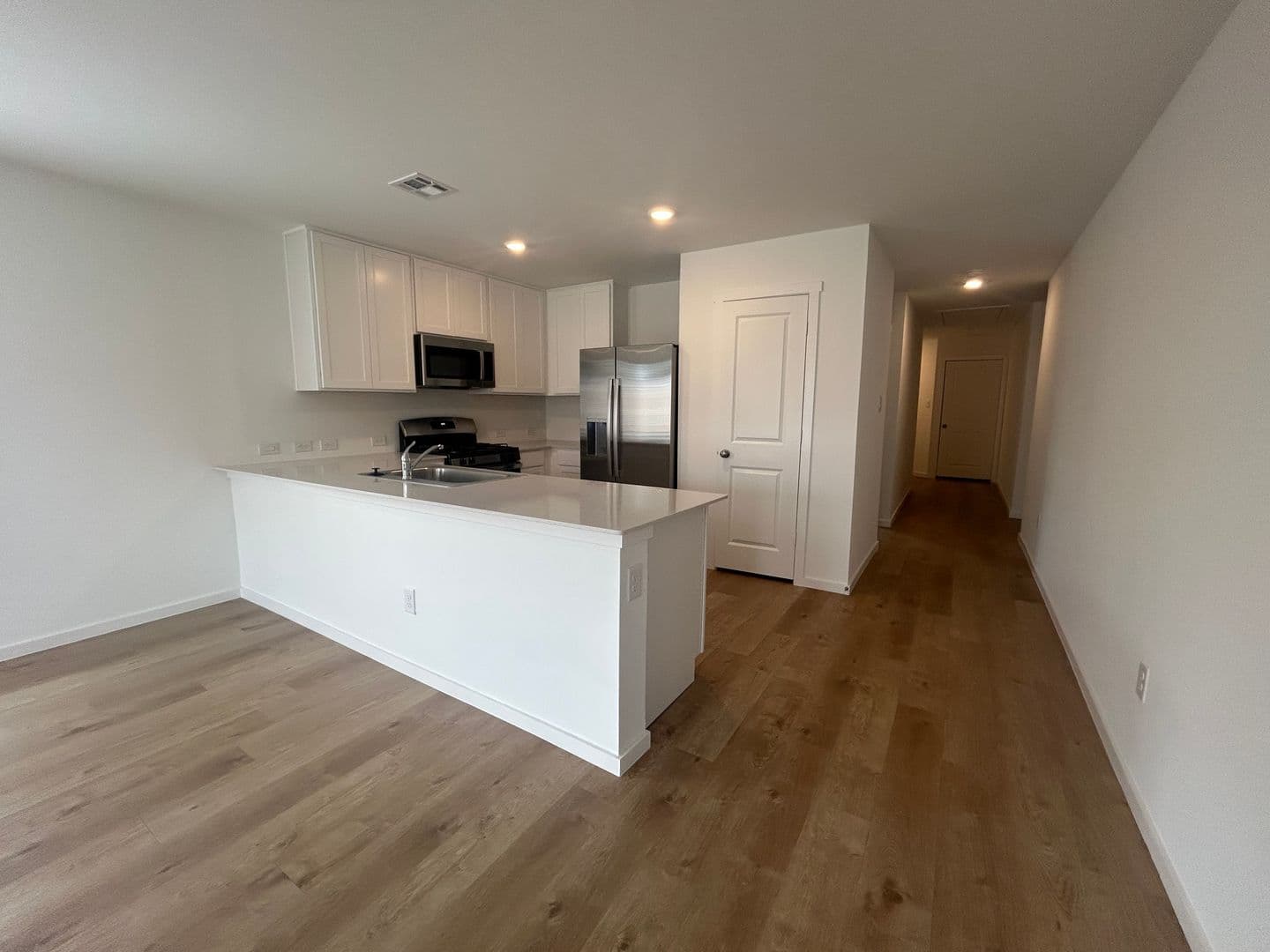 Edmond House: 20504 Mule Deer Drive