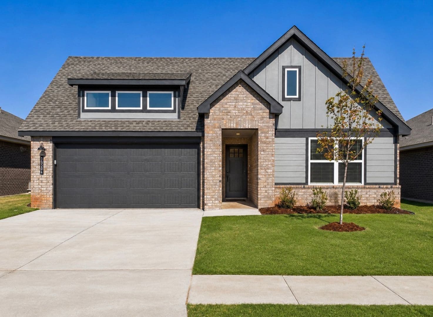 Piedmont House: 16304 Cherokee Trail